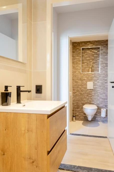 Sese Apartment Винкевеен Екстериор снимка