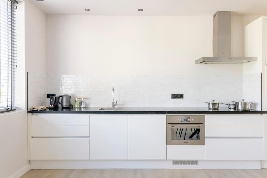 Sese Apartment Винкевеен Екстериор снимка